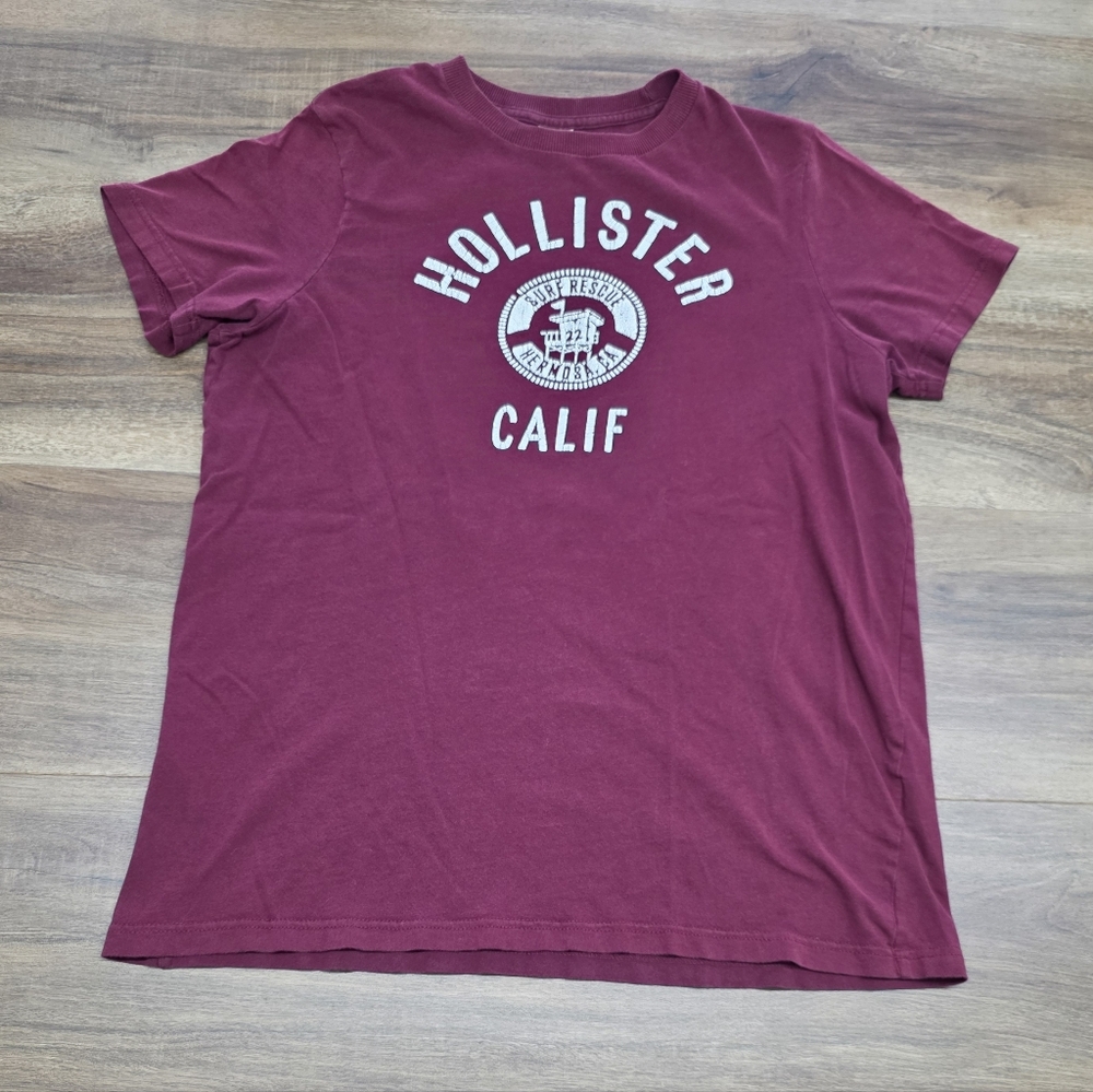 Red Hollister California T-shirt SIZE: XL